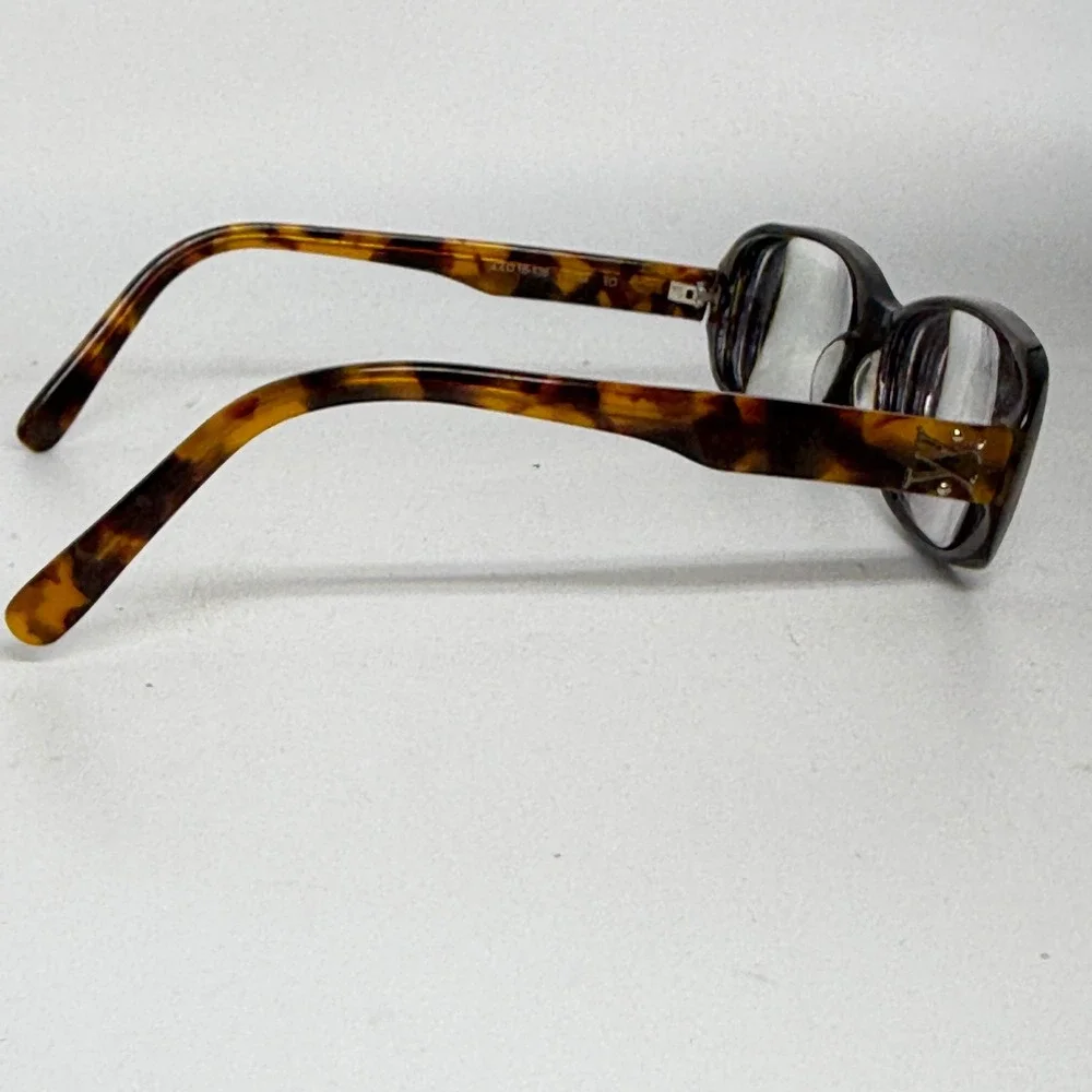 Vera Wang Tortoise Shell Eyeglasses Frames Women's Fashion 52 16 135‎ V183 21048